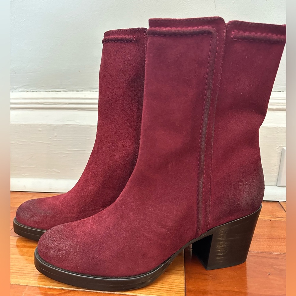 FRYE Jean Short Inside Zip Boots